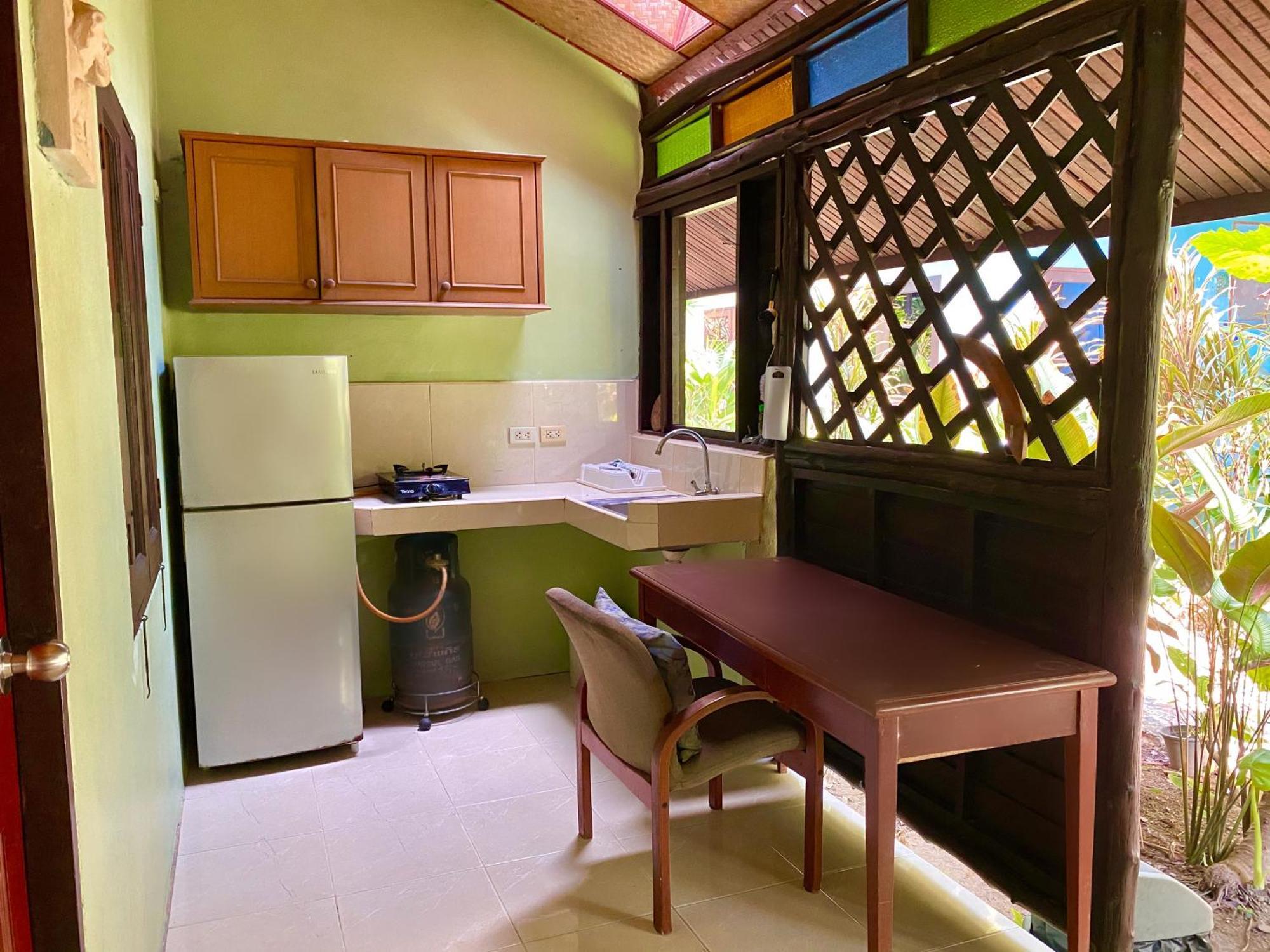 Shanti Lodge Phuket Chalong Oda fotoğraf